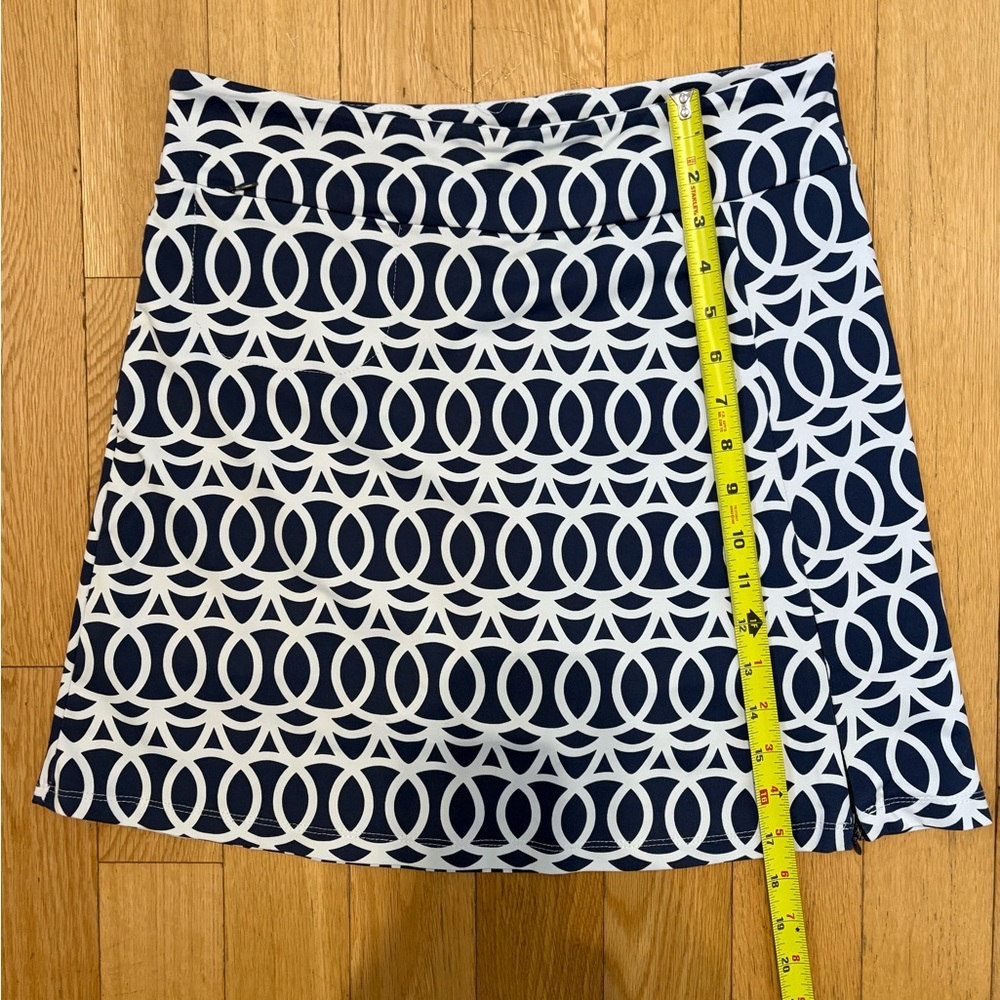 Lulu-B Navy White Geometric Pull-On Skort UPF 50 Coolant Fabric (SZ S) - Picture 4 of 8